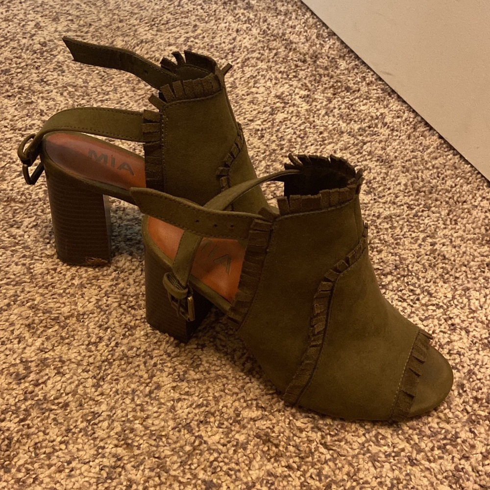 Shoes